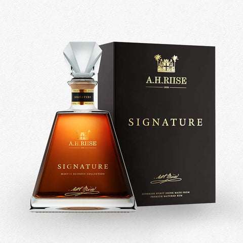 A.H. Riise Signature 43,9% 0,7L