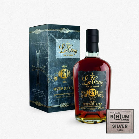 La Cruz 21YO Reserva de la Casa 40% 0,7L bei Rumzentrum.at