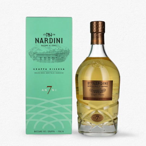 Nardini Grappa Riserva Selezione 7 Anni 45% 0,7L bei Rumzentrum.at