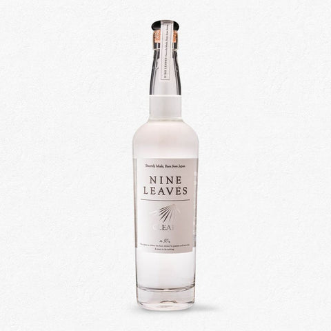 Nine Leaves Clear 50 % Rum Flasche – japanischer klarer Rum als Sammlerstück | Rumzentrum.at