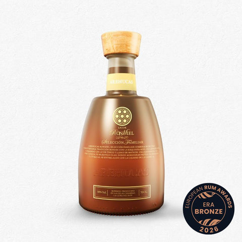 Arehucas Ron Miel Selección Familiar 30% 0,7L bei Rumzentrum.at