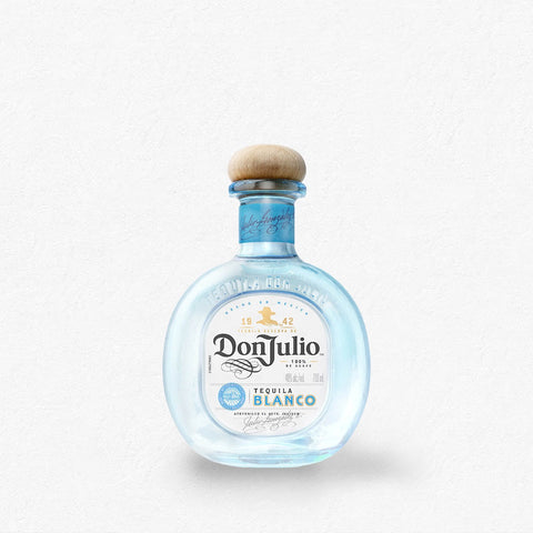 Don Julio Tequila Blanco 100% Agave 38% 0,7L bei Rumzentrum.at kaufen