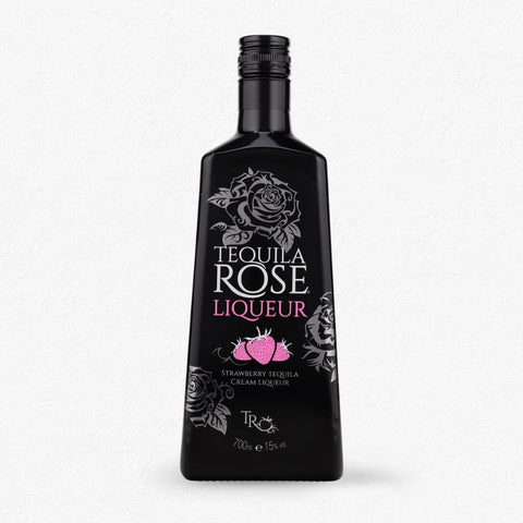 Tequila Rose Strawberry Cream Likör 15% 0,7L in schwarzer Flasche mit rosa Erdbeer-Rosen-Design.