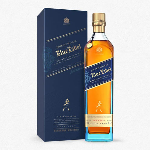 Johnnie Walker Blue Label Blended Scotch Whisky 40% 0,7L in dunkler Flasche mit blau-goldenem Etikett.
