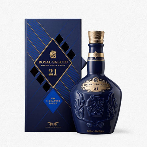 Chivas Royal Salute 21YO Blended Scotch Whisky 40% 0,7L in blauer Keramikflasche mit Geschenkverpackung